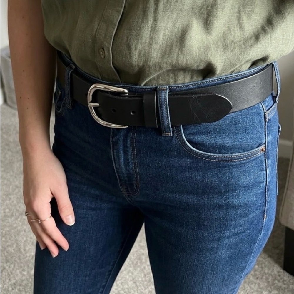 Silver creek Classic Black Leather Belt with Silver Buckle
